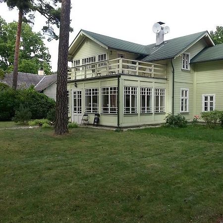 Dzintars Apartment Jurmala Phòng bức ảnh