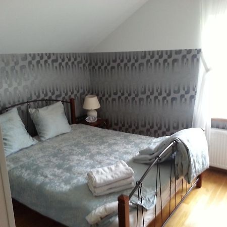 Dzintars Apartment Jurmala Phòng bức ảnh